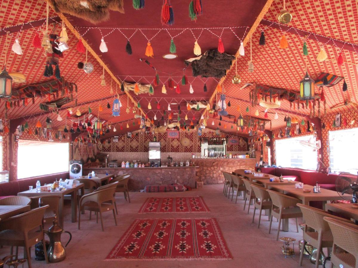 Wadi Rum Caravan Camp Ngoại thất bức ảnh