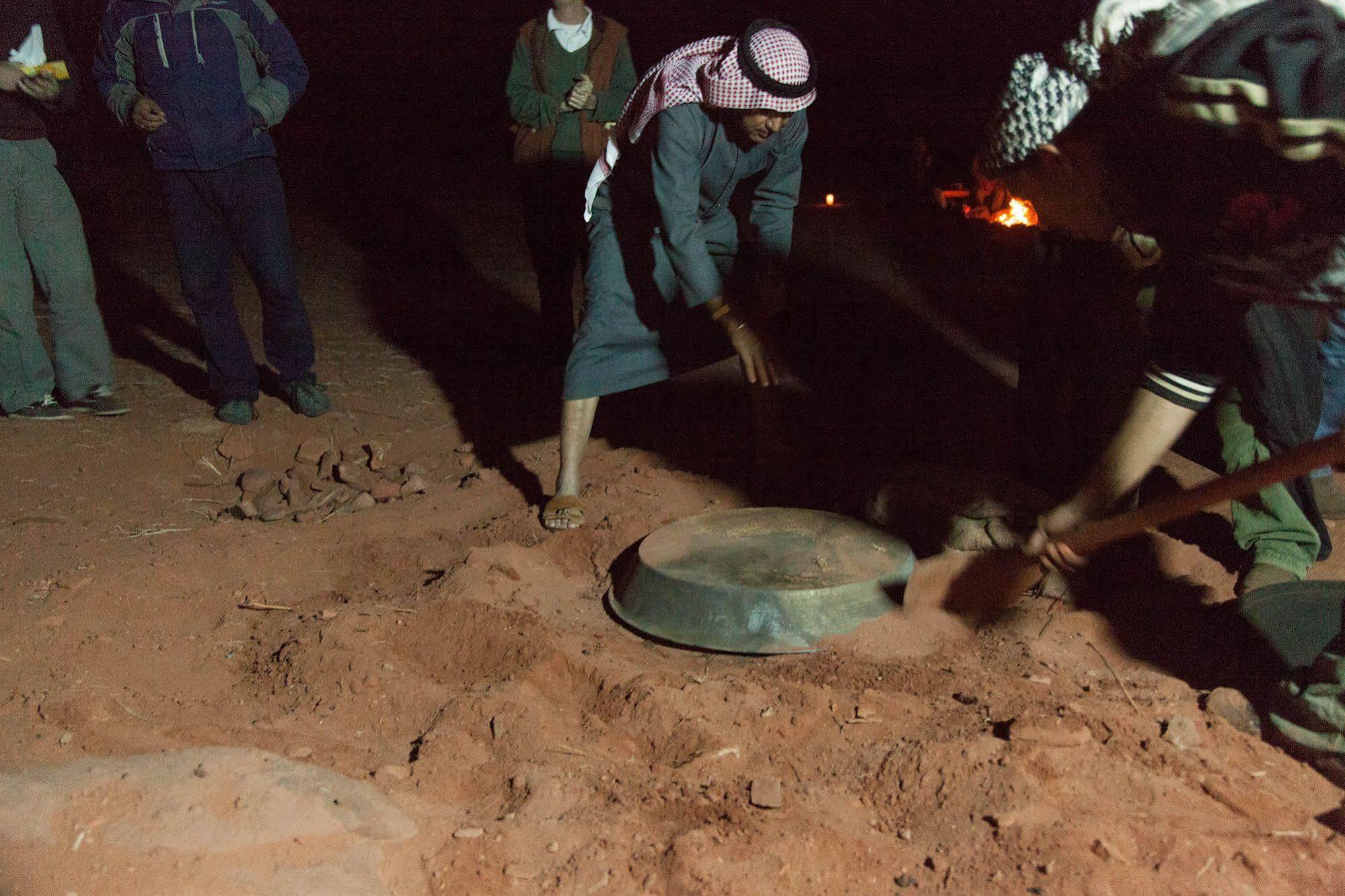 Wadi Rum Caravan Camp Ngoại thất bức ảnh
